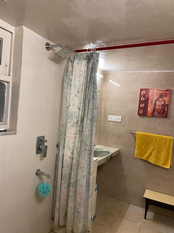 Room in  Pg at Upper Worli – for Rent