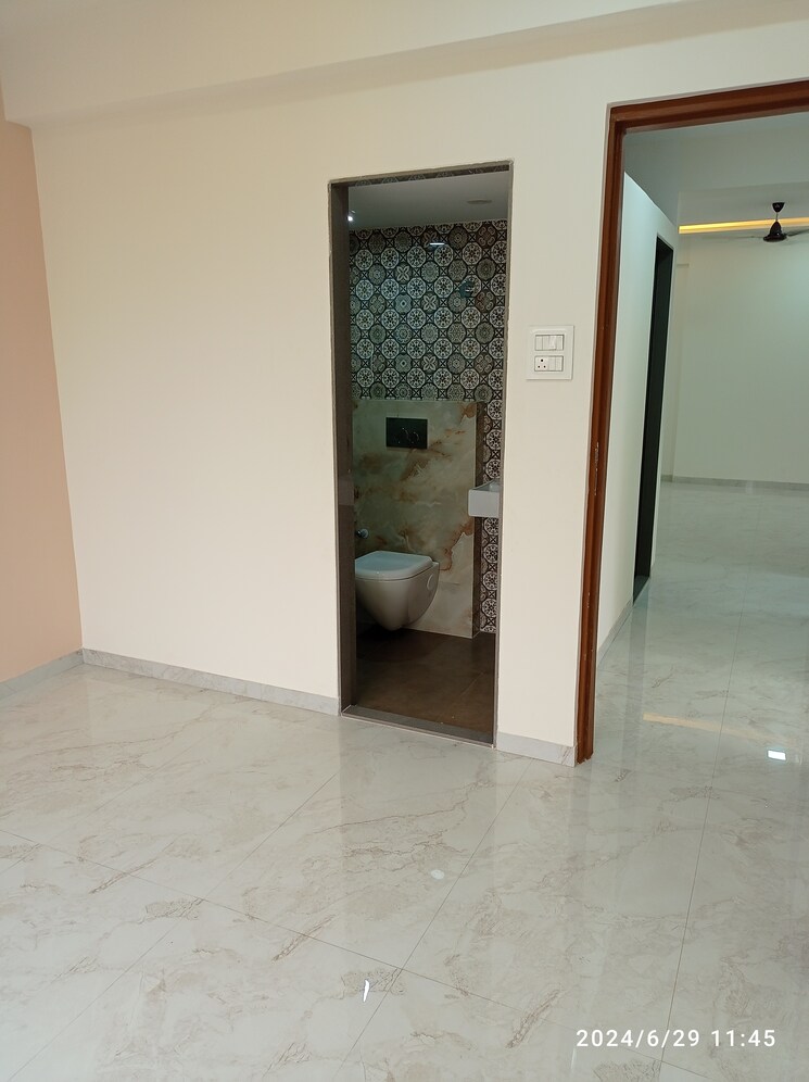 Bathroom, dombivli east 2 Bedroom 622 Sq.Ft. Apartment In Dombivli East Thane 8456305