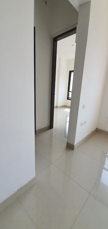 Furnished Amenities in 1 BHK Apartment at Rohan Mirage, Matunga West – for Rent