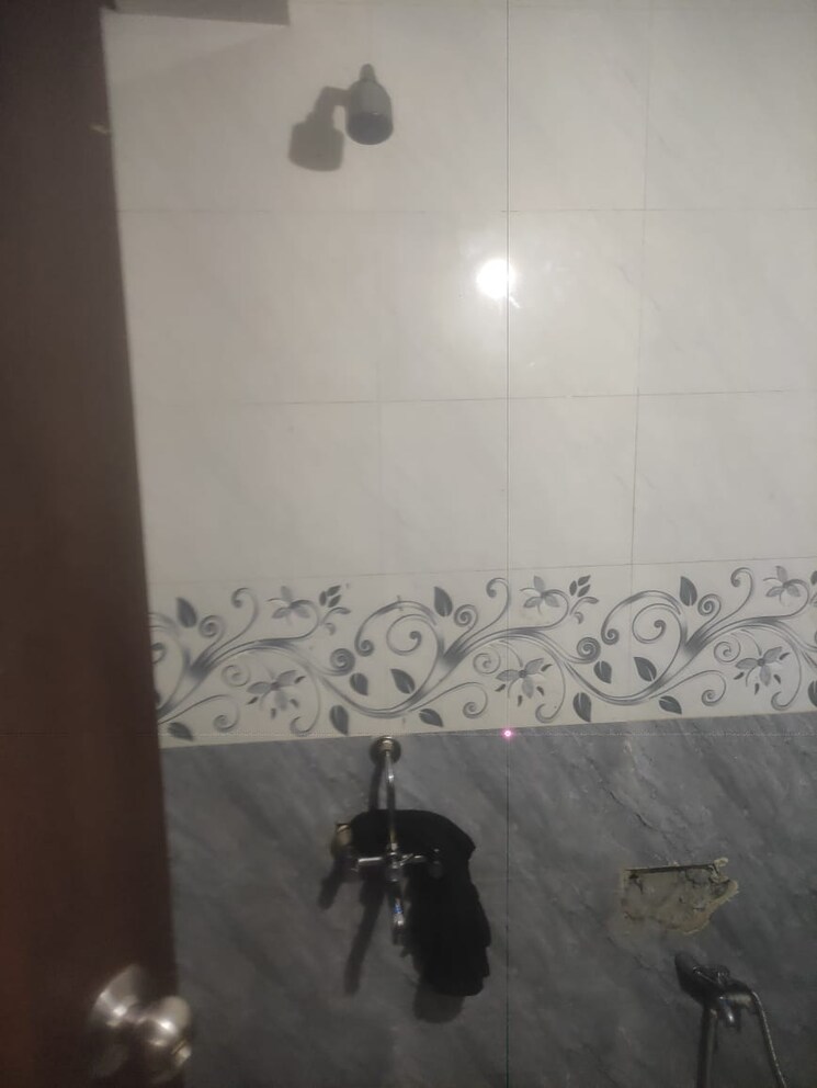 Bathroom, ganj peth 1 Bedroom 540 Sq.Ft. Apartment In Ganj Peth Pune 8456326