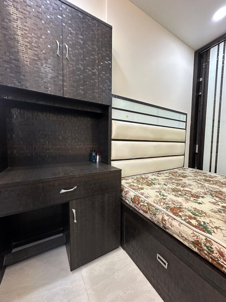 Exterior View, lokhandwala-complex 2 Bedroom 650 Sq.Ft. Apartment In Andheri West Mumbai 8456361