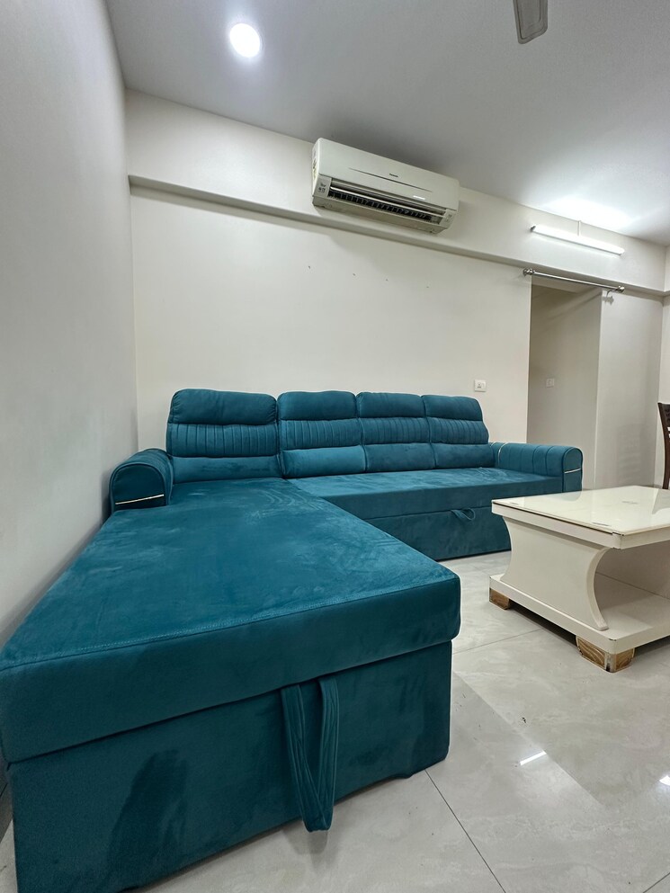 Exterior View, lokhandwala-complex 2 Bedroom 650 Sq.Ft. Apartment In Andheri West Mumbai 8456361