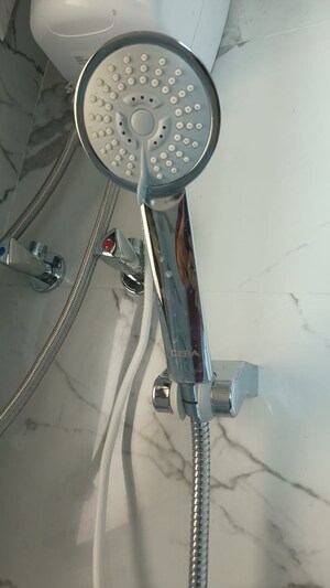 Floor Plan in 2 BHK Apartment at Hubtown Palmrose, Andheri East – for Sale