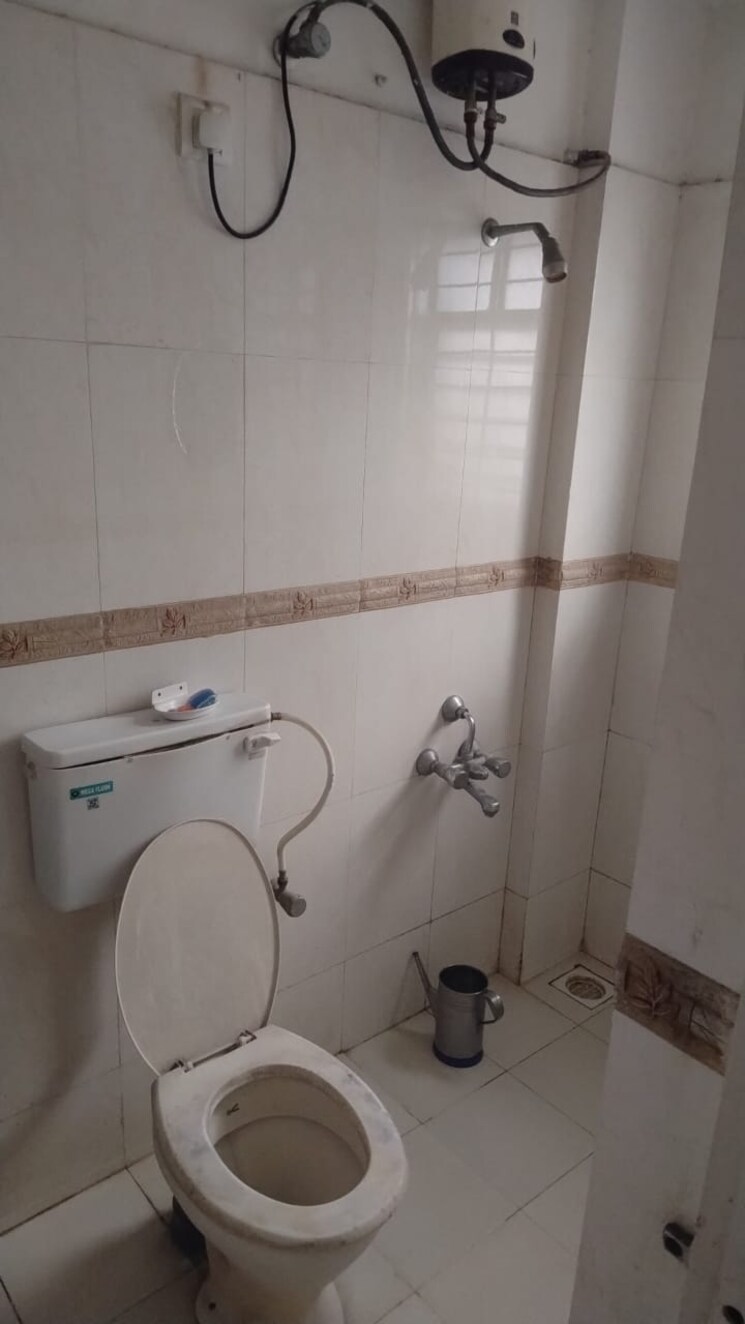 Bathroom, dorabjee-enclave 2 Bedroom 1400 Sq.Ft. Apartment In Salunkhe Vihar Society Pune 8456413