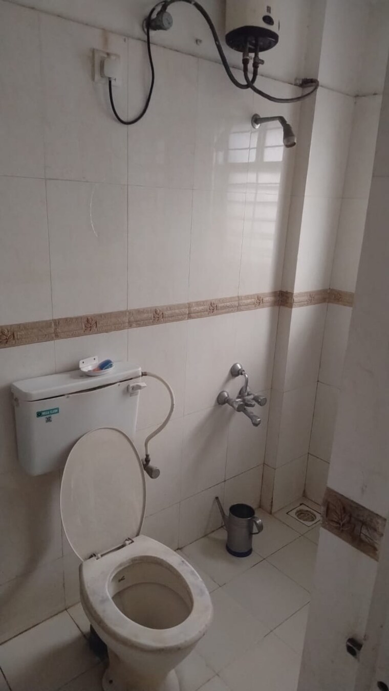 Bathroom, dorabjee-enclave 2 Bedroom 1400 Sq.Ft. Apartment In Salunkhe Vihar Society Pune 8456413