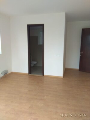 Master Bedroom in 5 BHK Villa at Unitech Uniworld Resorts-The Residences, Sector 33 – for Sale