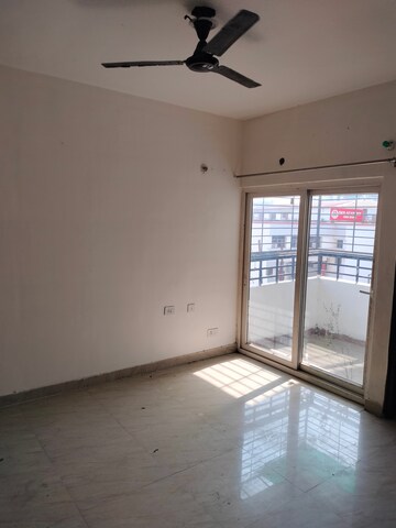 Master Bedroom in 3.5 BHK Apartment at LDA Parijaat Apartments, Faizabad Road – for Rent