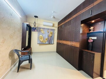 Room in 3 BHK Apartment at Loharuka Green Heights, Rajarhat New Town – for Rent