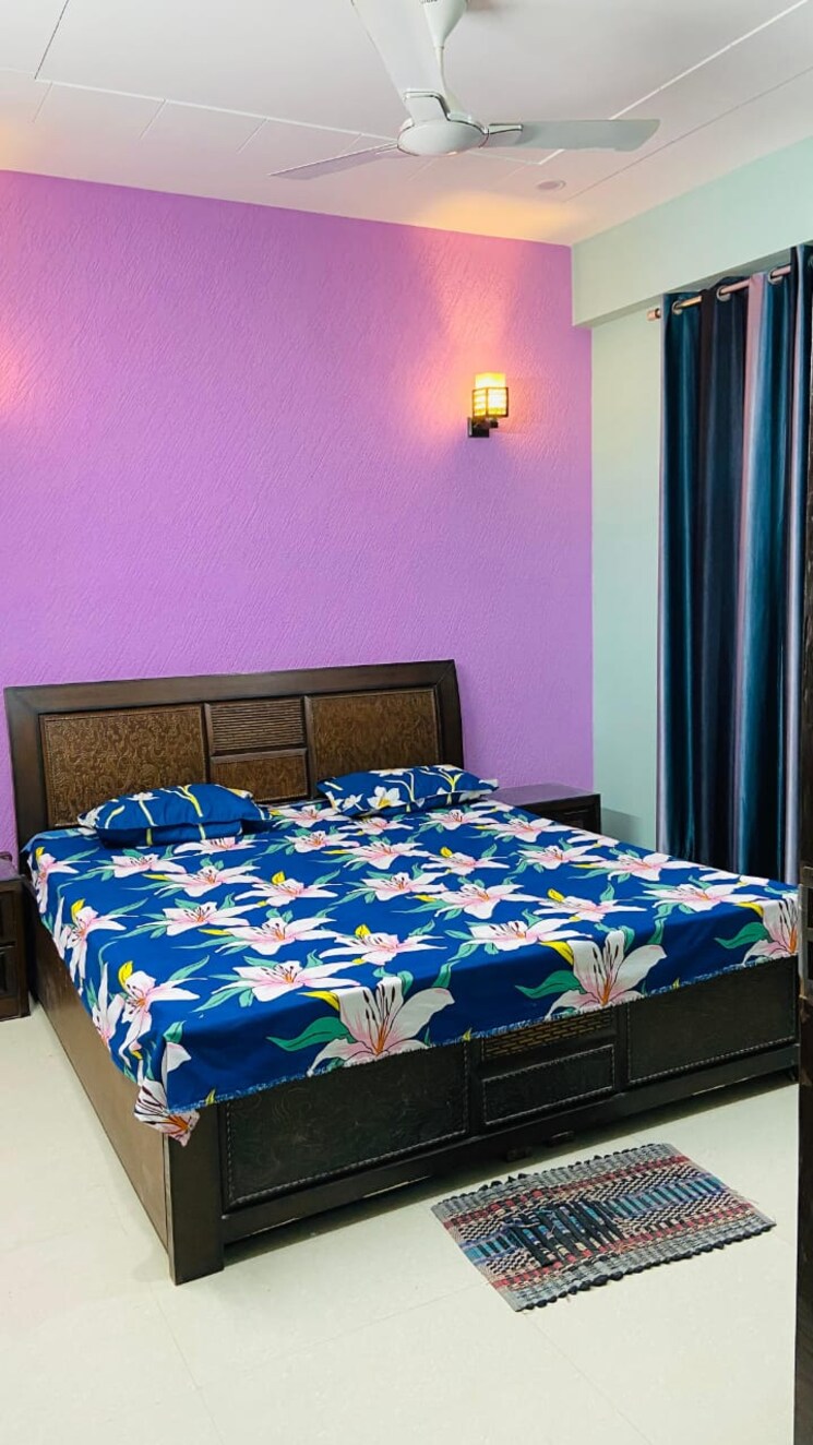 Bedroom, dlf-city-phase-iv 2 Bedroom 1000 Sq.Ft. Builder Floor In Dlf Phase iv Gurgaon 8456654