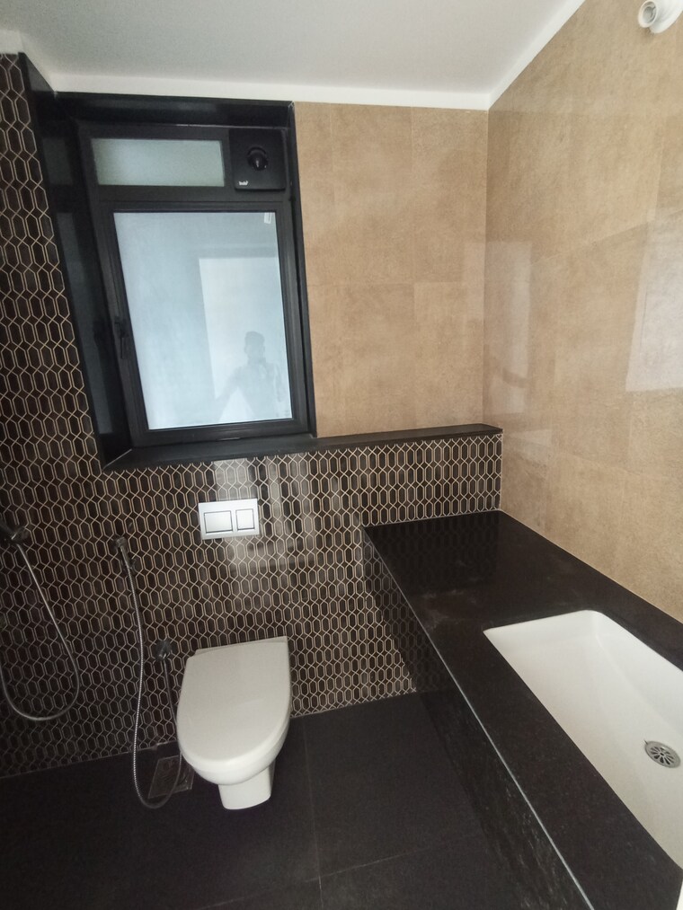 Bathroom, lodha-palava-serenity-c 3 Bedroom 1052 Sq.Ft. Apartment In Dombivli East Thane 8456675