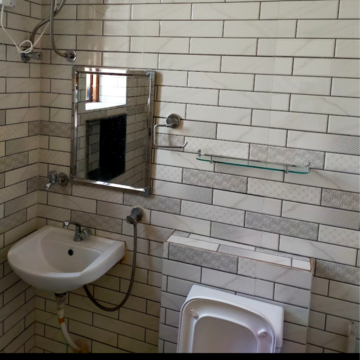 Bathroom in 1.5 BHK Builder Floor at Manimajra – for Rent