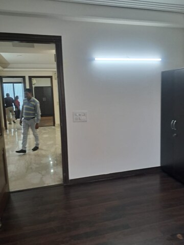 3 BHK Builder Floor at Boutique Residential Apartment, Greater Kailash I – for Rent