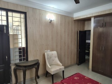 Master Bedroom in 3 BHK Apartment at Ghazipur – for Rent
