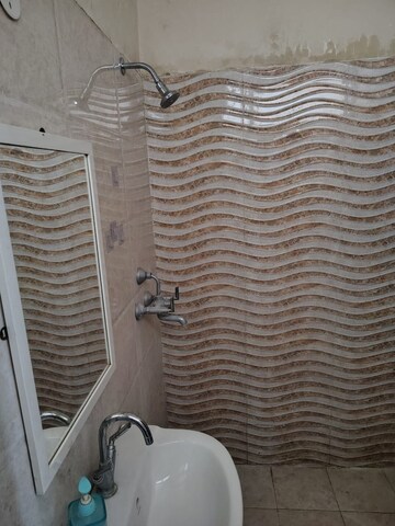 Bathroom in 3 BHK Apartment at Ghazipur – for Rent