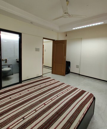 Bedroom in 2 BHK Apartment at Shreeji Bliss, Malad West – for Rent