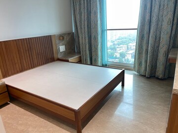 Master Bedroom in 2 BHK Apartment at Shreeji Bliss, Malad West – for Rent