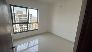 Room in 2 BHK Apartment at Shapoorji Pallonji Sensorium, Hinjewadi – for Rent