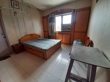 Bedroom in 2 BHK Apartment at Vanaz Corner, Kothrud – for Rent