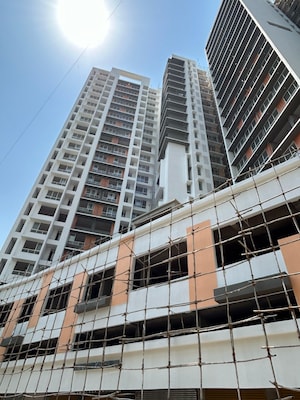 Living Room in 2 BHK Apartment at Dotom Isle, Malad West – for Sale