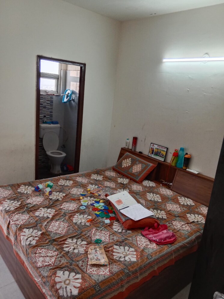 Bedroom, signature-roselia-phase-2 2 Bedroom 594 Sq.Ft. Apartment In Sector 95a Gurgaon 8456875