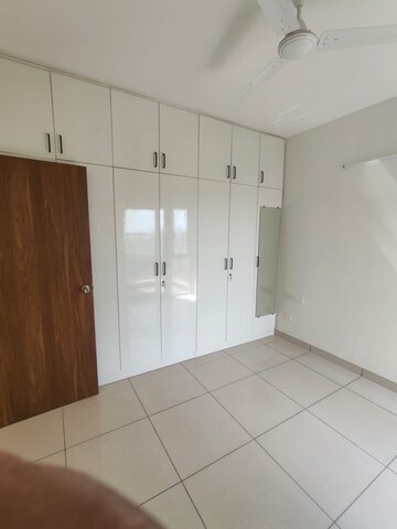 Room in 2 BHK Apartment at Prestige Finsbury Park Hyde, Bagaluru  – for Rent