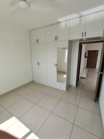 Room in 2 BHK Apartment at Prestige Finsbury Park Hyde, Bagaluru  – for Rent
