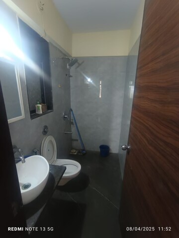 Bathroom in 2 BHK Apartment at Sindhi Society, Chembur – for Rent