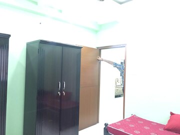 Room in 2 BHK Apartment at Begumpet – for Rent