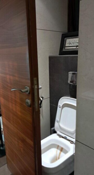 Attached Bathroom in 4 BHK Apartment at Oberoi Springs, Andheri West – for Rent
