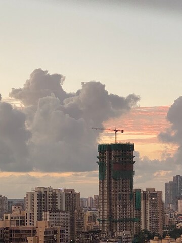Living Room in 2 BHK Apartment at Benzer Tower, Kandivali East – for Sale