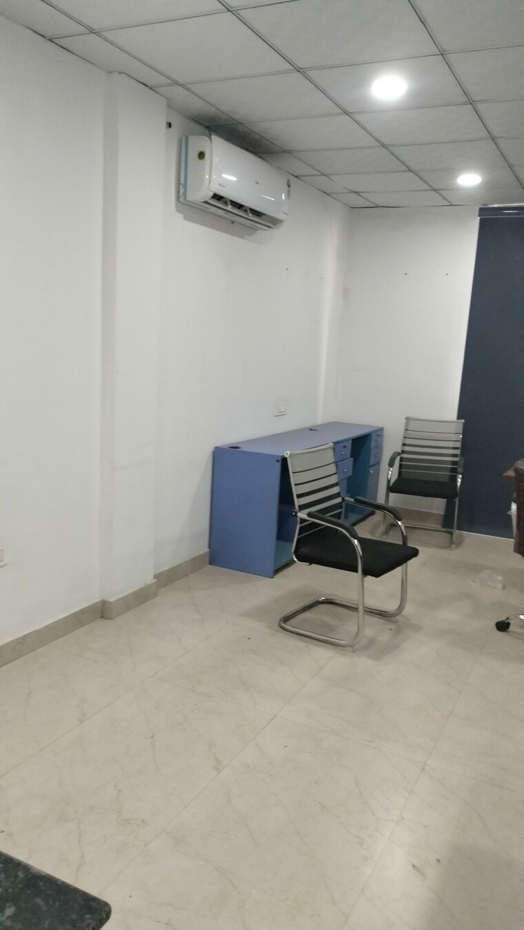 undefined, vipul-plaza-faridabad Commercial Office Space 500 Sq.Ft. In Sector 81 Faridabad 8457205