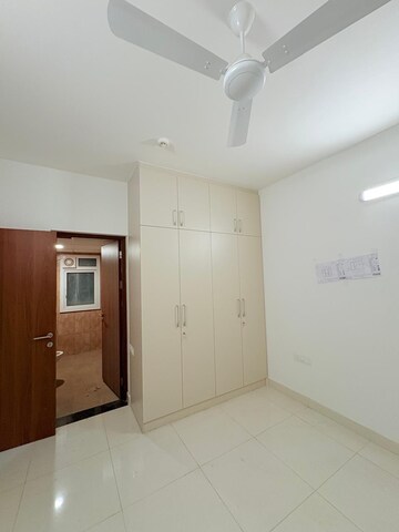 Room in 3 BHK Apartment at Brigade Cornerstone Utopia, Varthur – for Rent