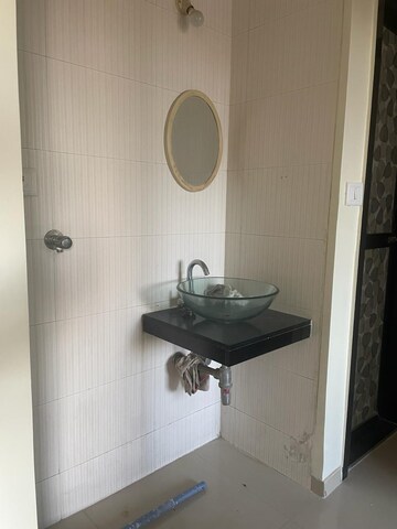 Bathroom in 1 RK Apartment at Saraf Choudhari Nagar CHS, Kandivali East – for Rent