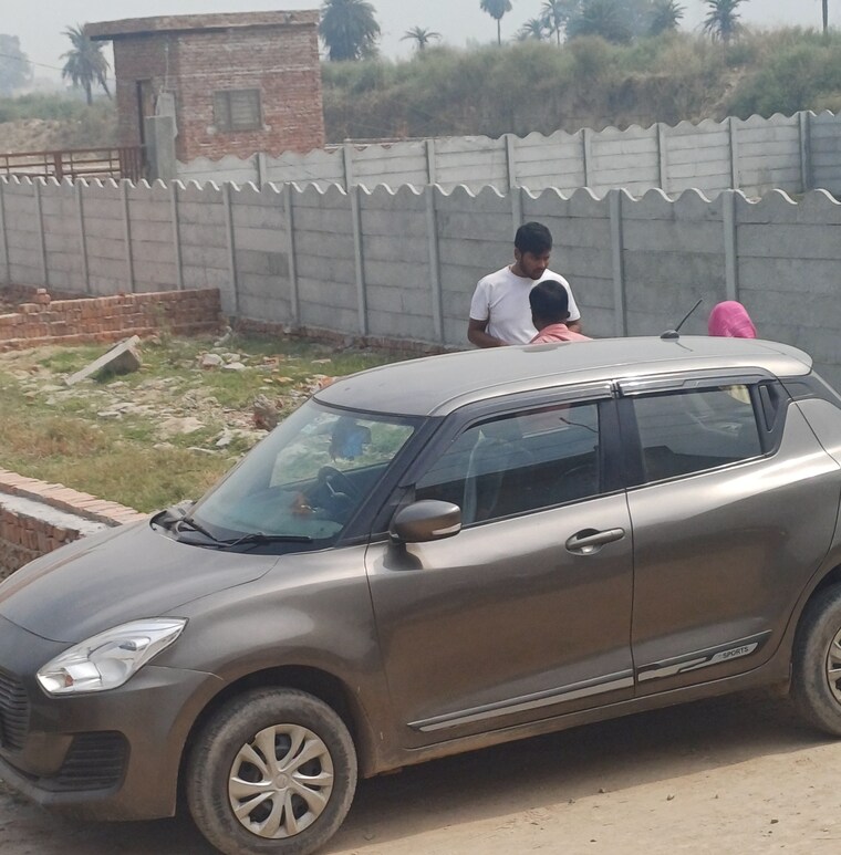 undefined, bhopani village  100 Sq.Yd. Plot In Bhopani Village Faridabad 8457306