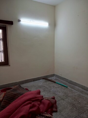 Bedroom in 3 BHK Builder Floor at Palam Vihar Residents Association, Palam Vihar – for Rent