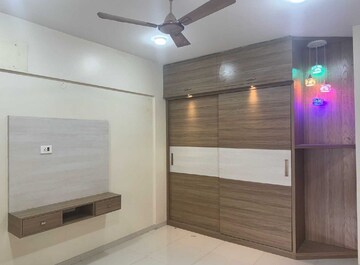 Room in 3 BHK Apartment at Nyati Evara 2, Undri – for Rent