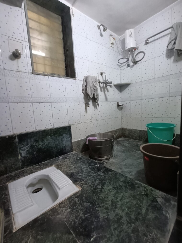 Bathroom, raj-park-chs 3 Bedroom 1200 Sq.Ft. Apartment In Kalwa Thane 8457541