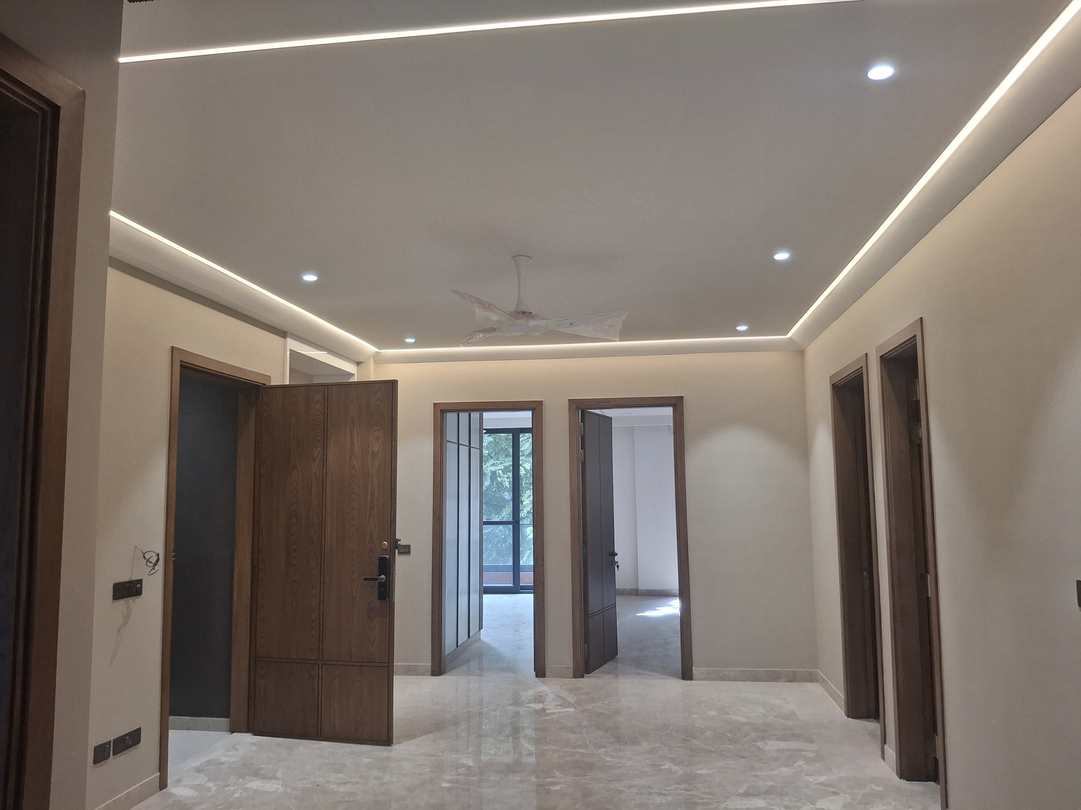 3.5 BHK + Pooja Room,Servant Room Builder Floor For Sale in Sushant Lok I