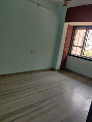 Room in 1 BHK Apartment at Borivali West – for Rent