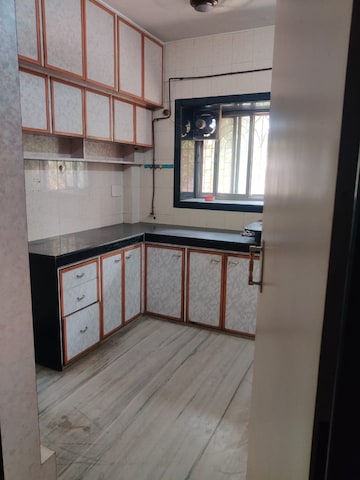 1 BHK Apartment For Rent in Borivali West
