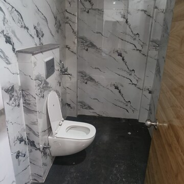 Bathroom in 2 BHK Builder Floor at Sector 46 – for Rent
