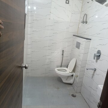 Bathroom in 2 BHK Builder Floor at Sector 46 – for Rent
