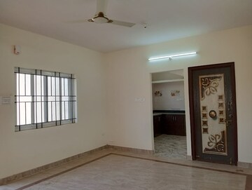 Room in 2 BHK Apartment at Electronic City – for Rent
