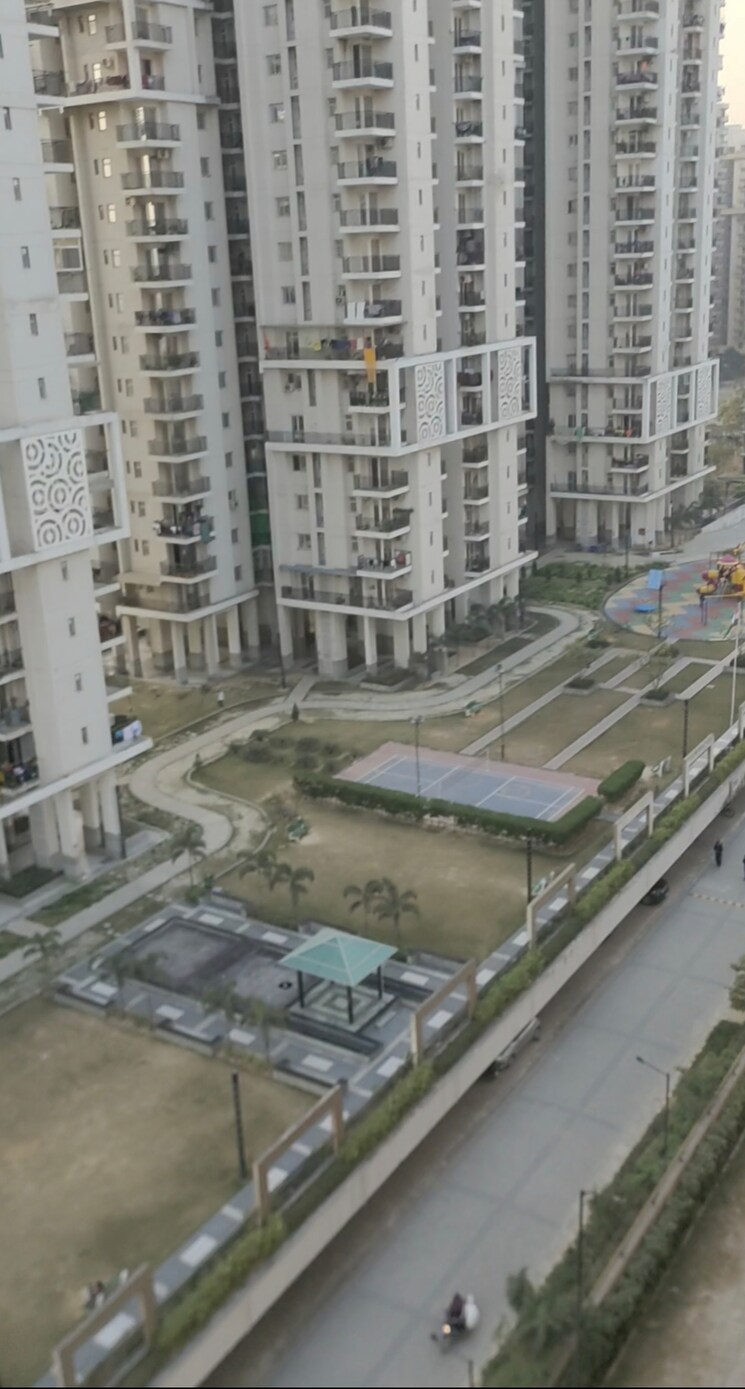 Living Room, gaur-city-2-14th-avenue 2 Bedroom 955 Sq.Ft. Apartment In Sector 16c Greater Noida Greater Noida 8458019