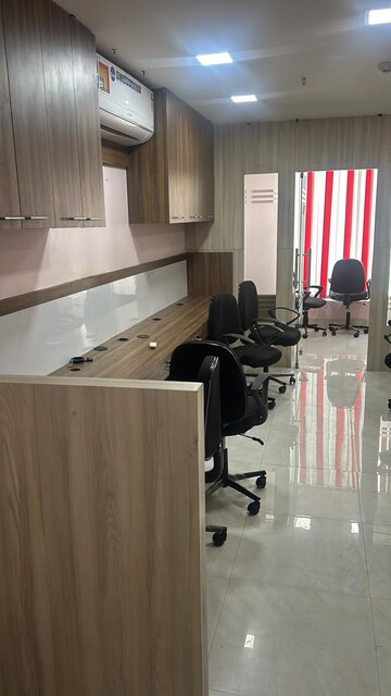  Office Space For Rent in Salt Lake Sector V