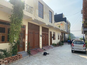 Living Room in 3 BHK Villa at Noida Central – for Sale