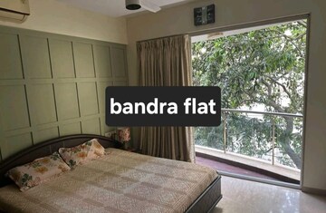 Bedroom in 3 BHK Apartment at Bandra West – for Rent