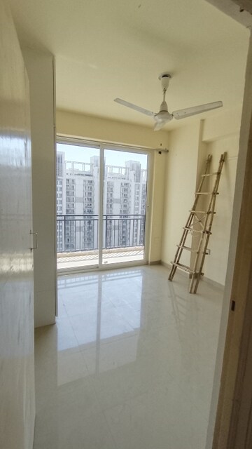 2 BHK Apartment For Rent in ROF Aalayas, Sector 102