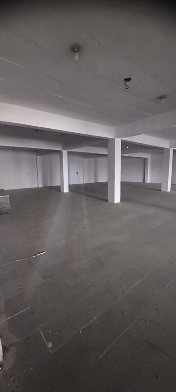  Warehouse For Rent in Bhabat