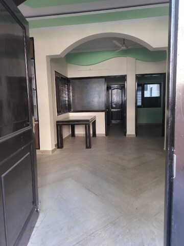Master Bedroom in 3 BHK Builder Floor at JMD Homes, Dlf Ankur Vihar – for Rent